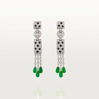Boucles d&rsquo;oreilles Panthère de Cartier – Or blanc, émeraudes, onyx, diamants – Cartier