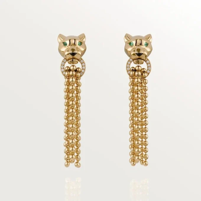 Boucles d&rsquo;oreilles Panthère de Cartier – Or jaune, diamants, grenats tsavorites, onyx – Cartier