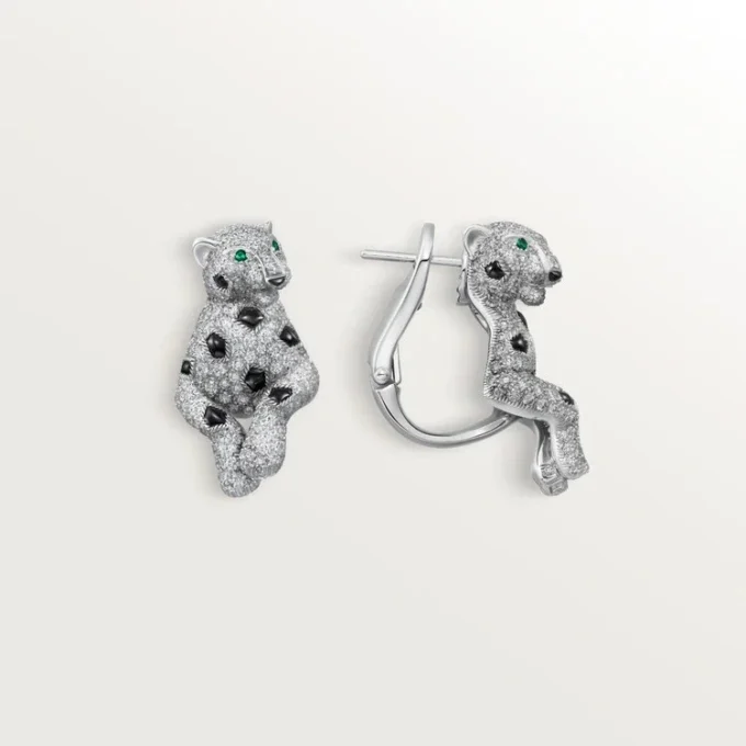 Boucles d&rsquo;oreilles Panthère de Cartier, pavées