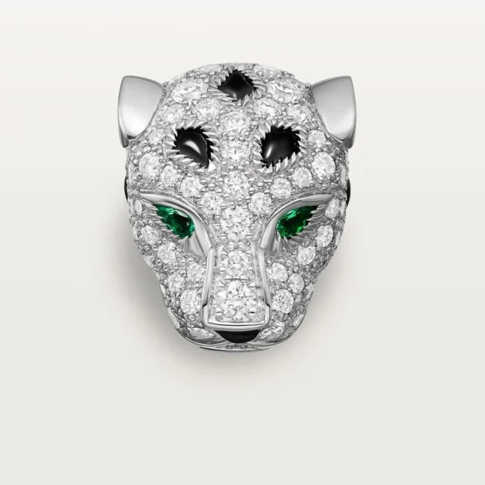 Boucles d&rsquo;oreilles Panthère de Cartier, pavées