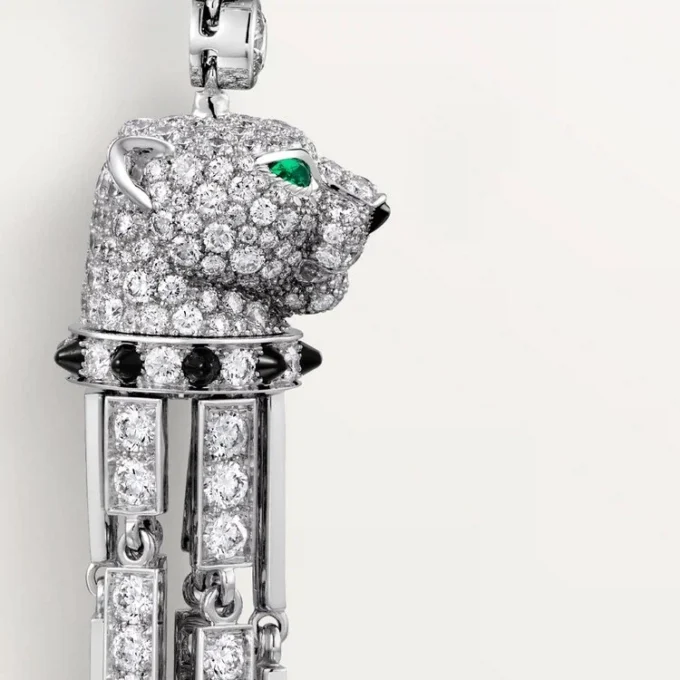 Boucles d&rsquo;oreilles Panthère de Cartier, rubis, grand modèle, pavées