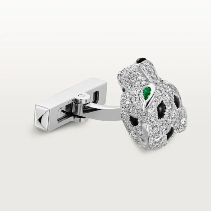 Boutons de manchette Panthere De Cartier – Or blanc rhodié, diamants, émeraudes, onyx – Cartier Boutons de manchette Panthere De Cartier – Or blanc rhodié, diamants, émeraudes, onyx – Cartier