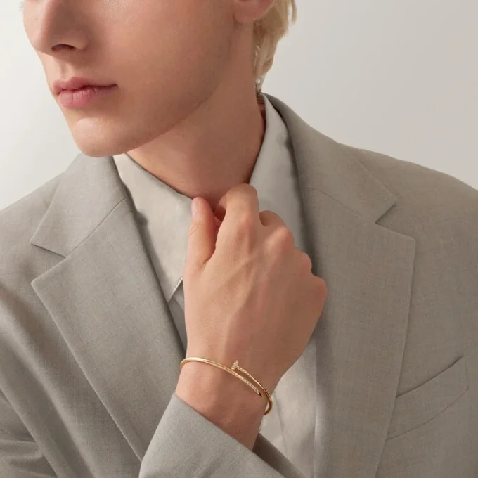 Bracelet Juste Un Clou, petit modèle, diamants sertis à l&rsquo;envers
