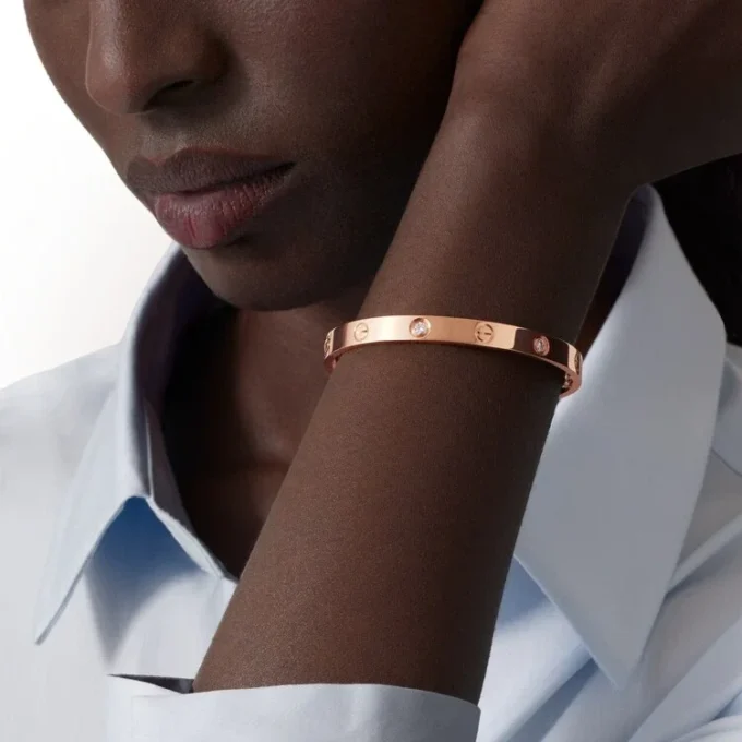 Bracelet Love, modèle classique, 4 diamants