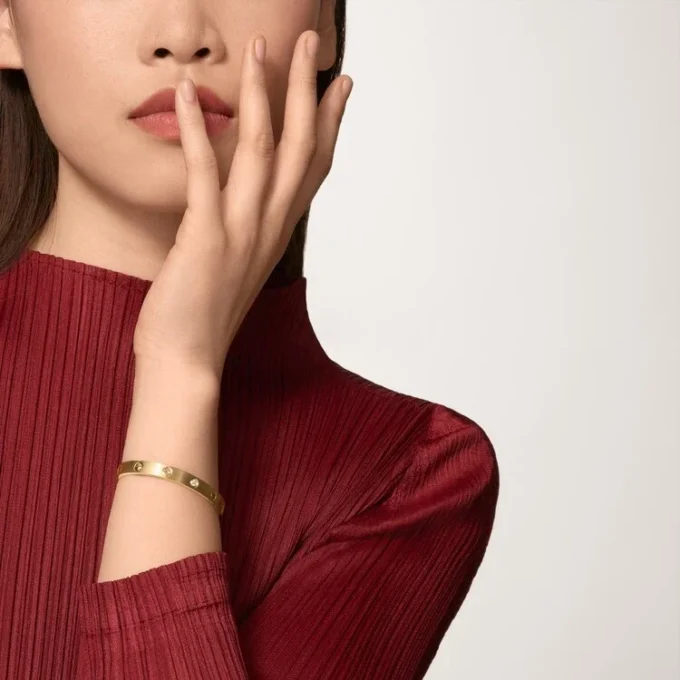 Bracelet Love, modèle classique, brossé, 4 diamants