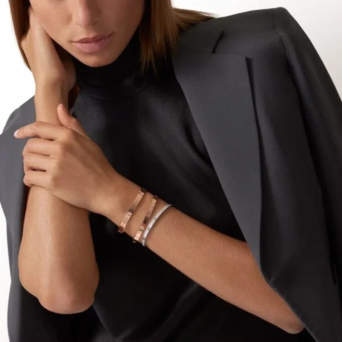 Bracelet Love, modèle moyen, 4 diamants