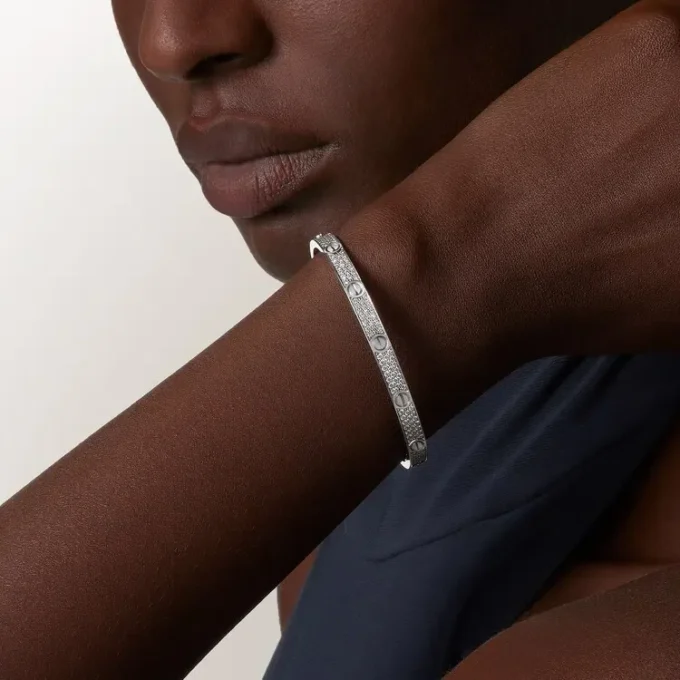 Bracelet Love, modèle moyen, pavé