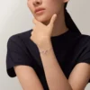 Bracelet Love, sur chaîne