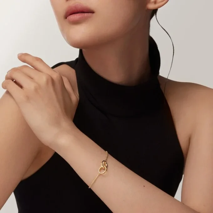 Bracelet Love, sur chaîne