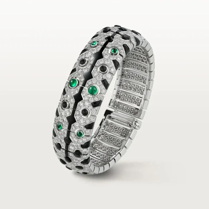 Bracelet Panthère de Cartier, émeraude, pavé