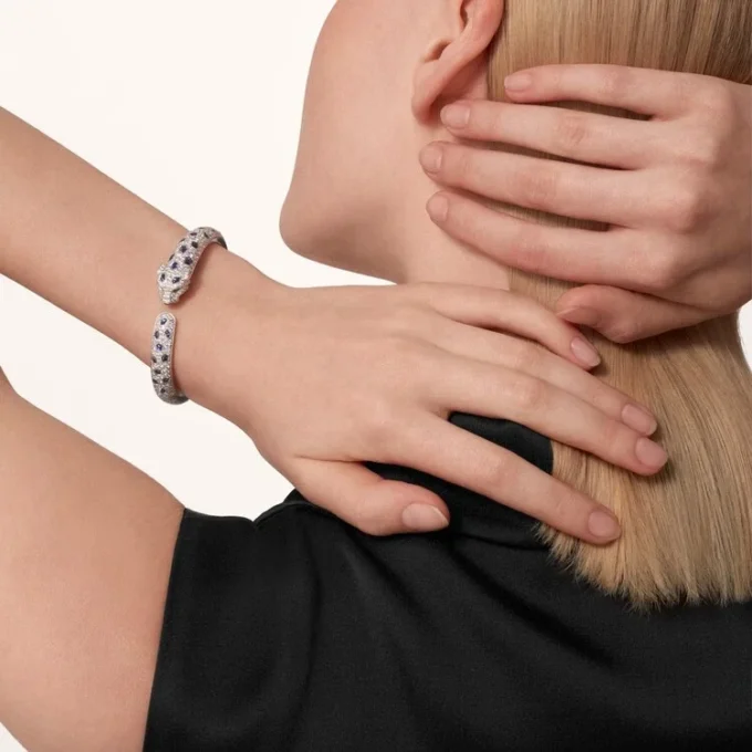 Bracelet Panthère de Cartier, modèle moyen, pavé