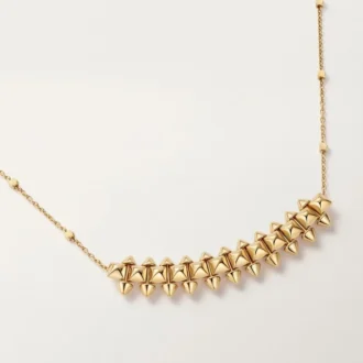 Collier Clash de Cartier, modèle moyen