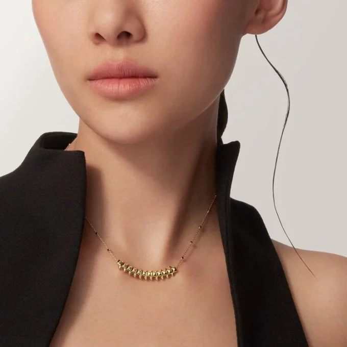 Collier Clash de Cartier, modèle moyen