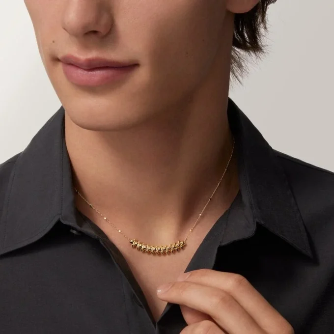Collier Clash de Cartier, modèle moyen