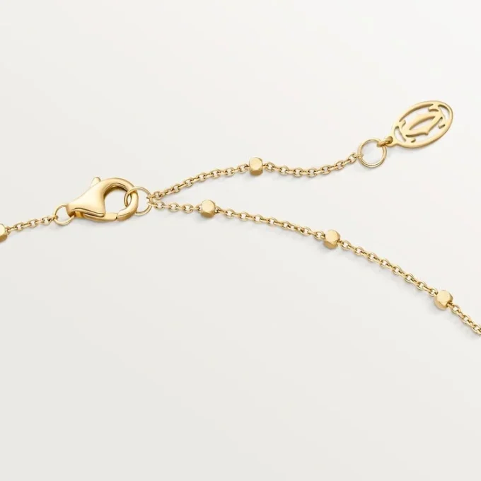 Collier Clash de Cartier, modèle moyen