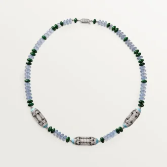 Collier de haute joaillerie – Or blanc, calcédoine, skarn, turquoise, laque noire, diamants – Cartier