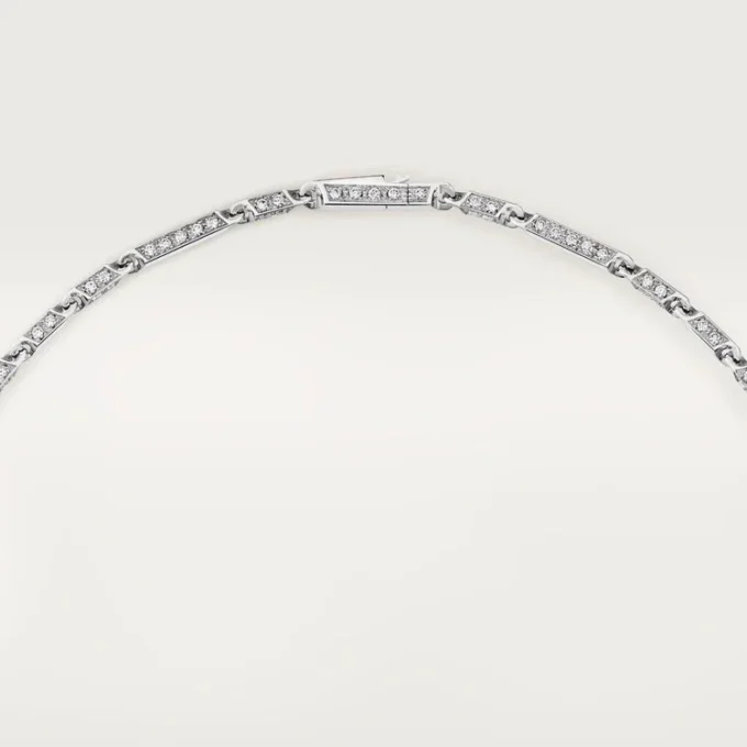 Collier long Panthère de Cartier, émeraude, multi-port, grand modèle, pavé