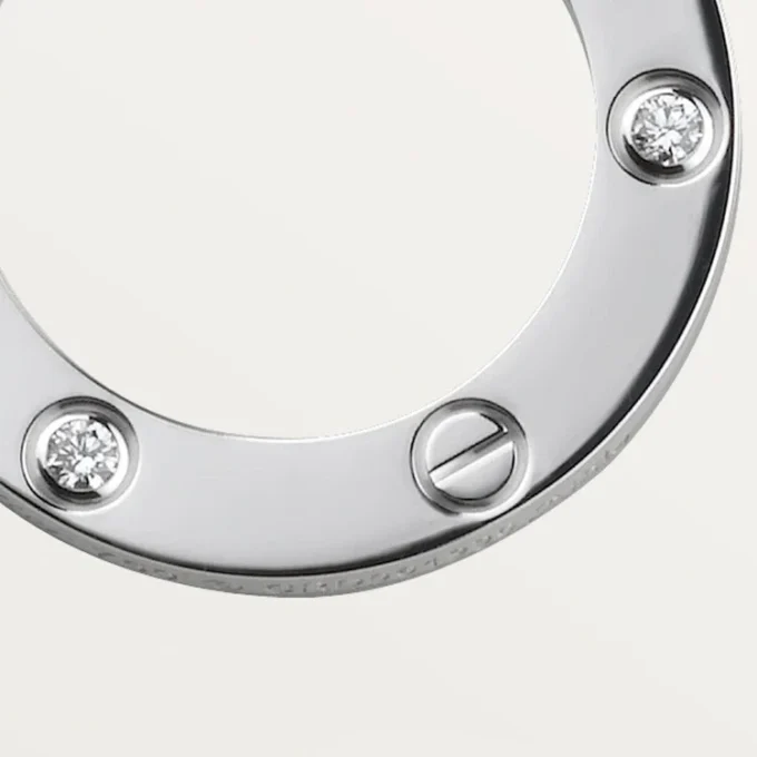 Collier Love, 3 diamants – Or blanc, diamants – Cartier