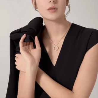 Collier Love, pavé de diamants – Or jaune, diamants – Cartier