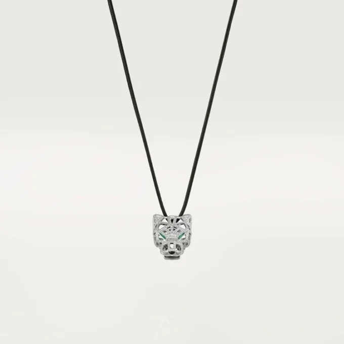 Collier Panthère de Cartier – Or blanc, émeraudes, diamants, onyx – Cartier