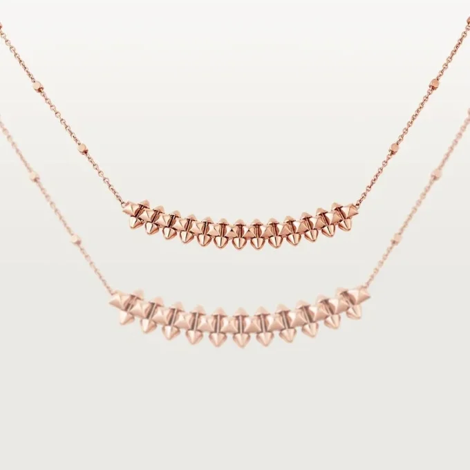 Collier pendentif Clash de Cartier – Or rose, petit | Cartier US