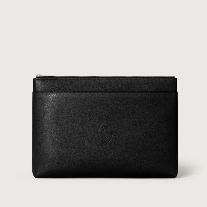 Grande pochette, indispensable Grande pochette, indispensable