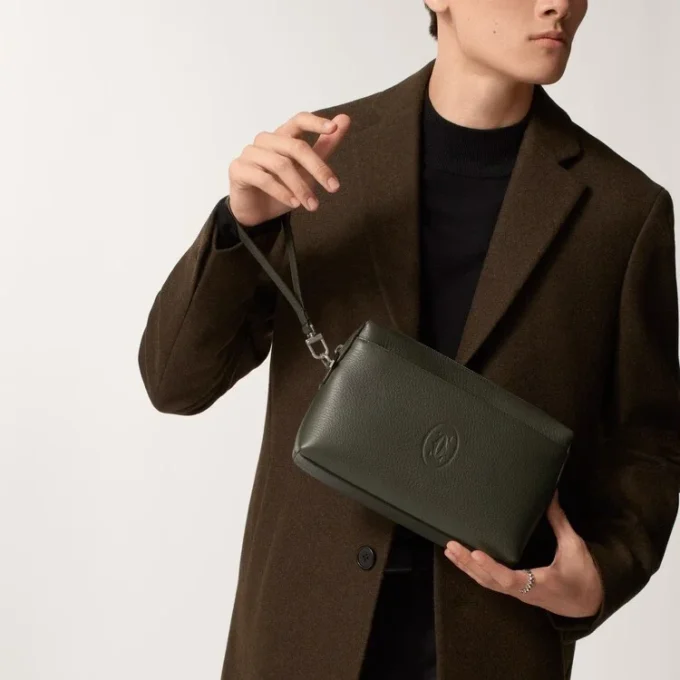Pochette, Must