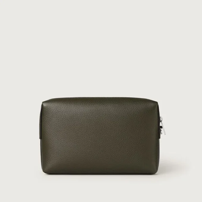 Pochette, Must
