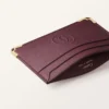 Porte-cartes, Must