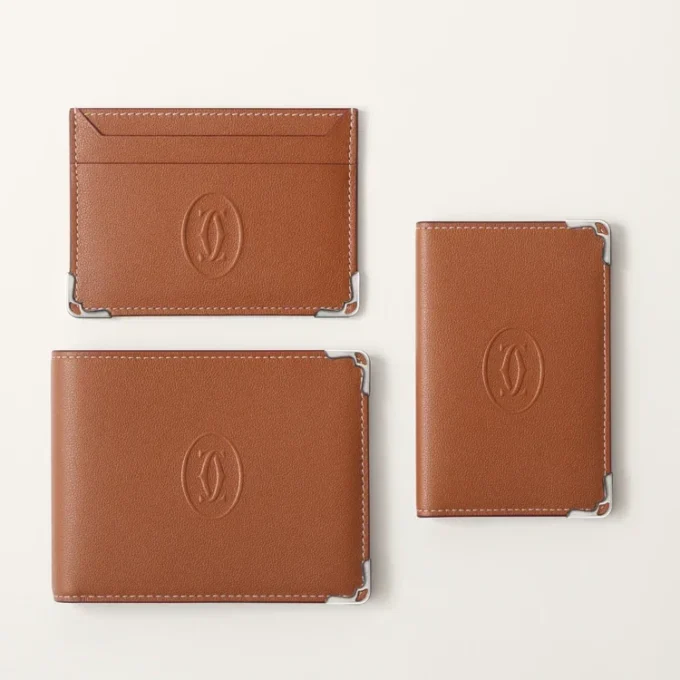 Porte-cartes, Must
