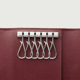 Porte-clés 6 clés, Must de Cartier – Cuir de veau noir, finition en acier inoxydable – Cartier
