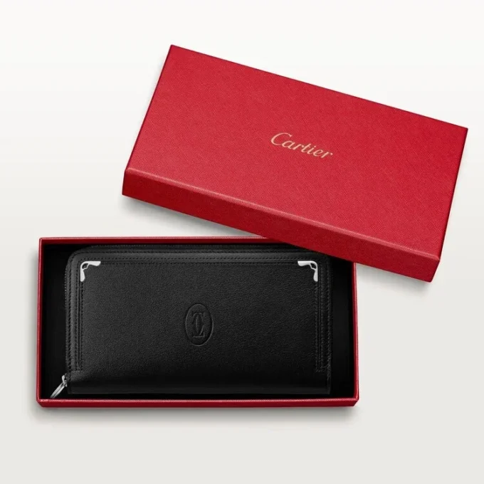 Portefeuille international zippé, Must de Cartier – Cuir de veau noir, finition palladium – Cartier Portefeuille international zippé, Must de Cartier – Cuir de veau noir, finition palladium – Cartier
