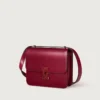Sac à bandoulière, Mini, Double C de Cartier – Cuir de veau rouge cerise, finition en or et émail rouge cerise – Cartier Sac à bandoulière, Mini, Double C de Cartier – Cuir de veau rouge cerise, finition en or et émail rouge cerise – Cartier