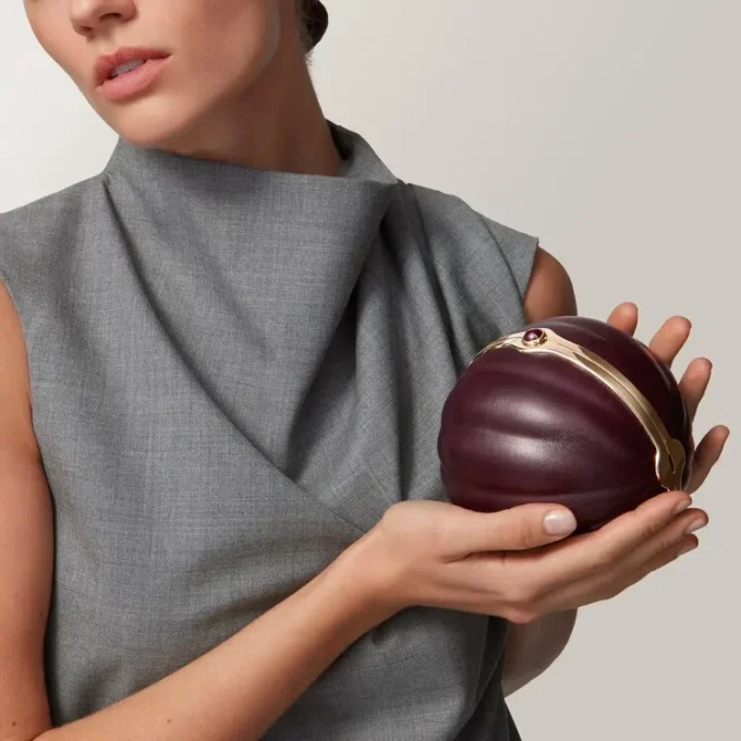 Sac rond à motif godronné, Cartier Soir
